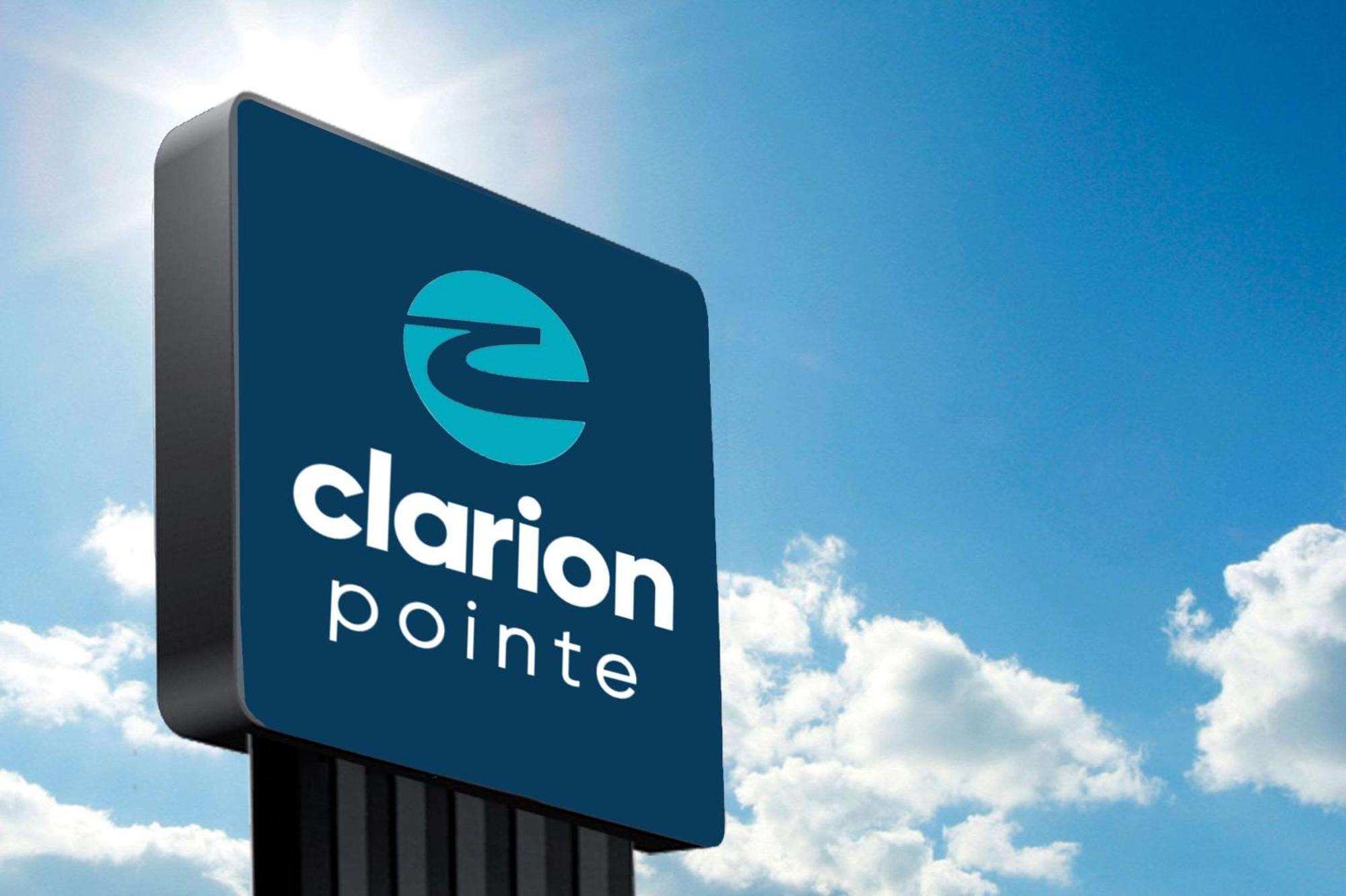 Clarion Pointe Morrow - Atlanta South Hotel Exterior photo